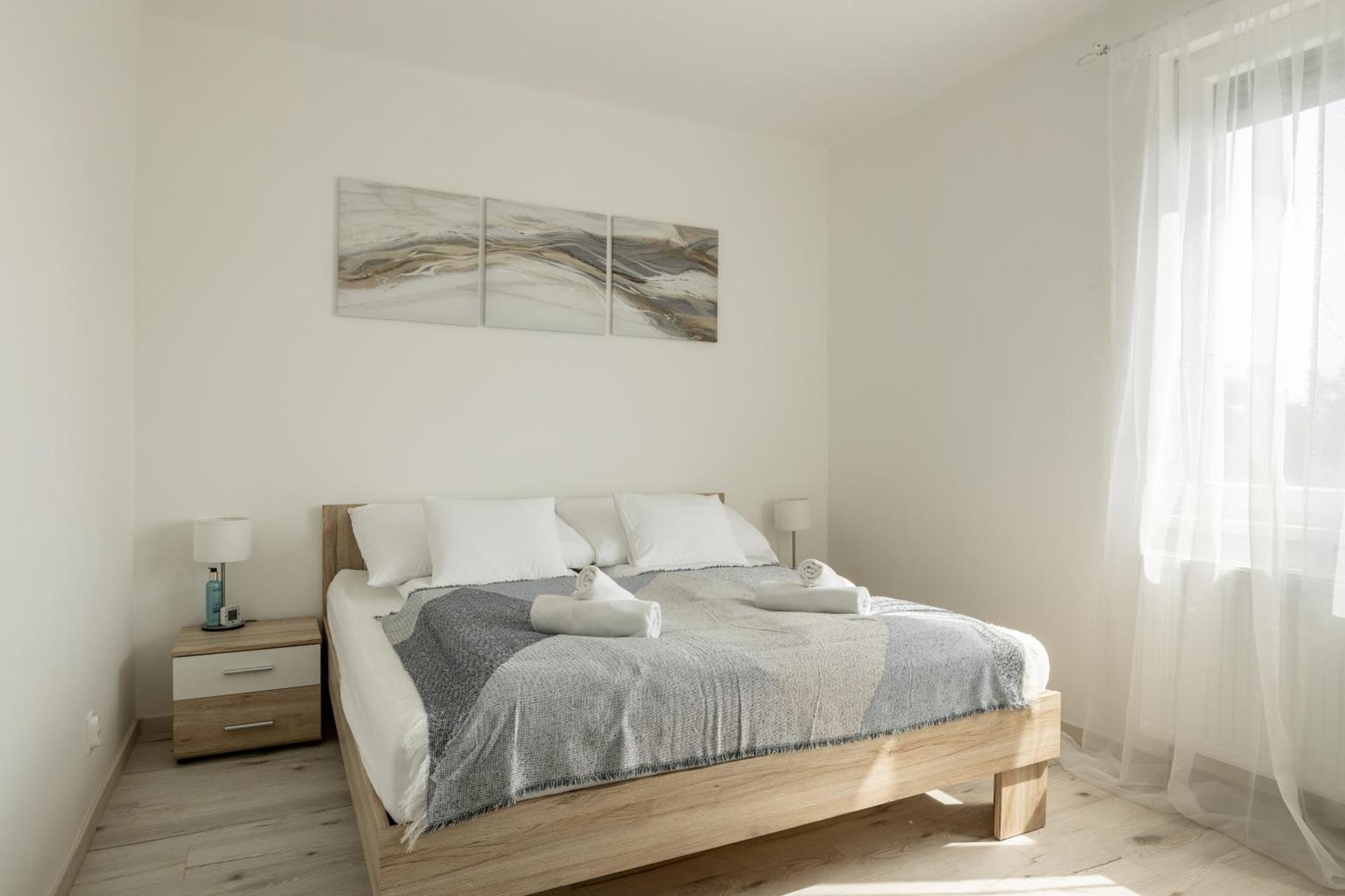Malompark Apartman With Free Parking Debrecen Dış mekan fotoğraf