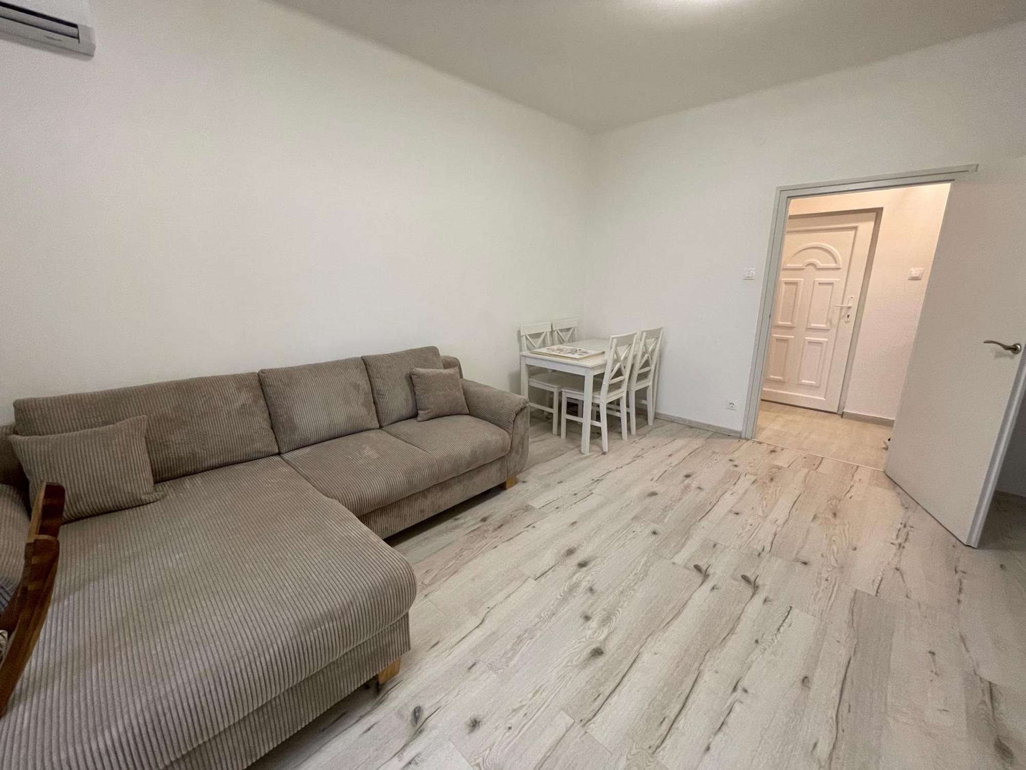 Malompark Apartman With Free Parking Debrecen Dış mekan fotoğraf